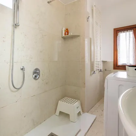 Appartamento Lovely Apatment For 7 Person - Ac -wifi *